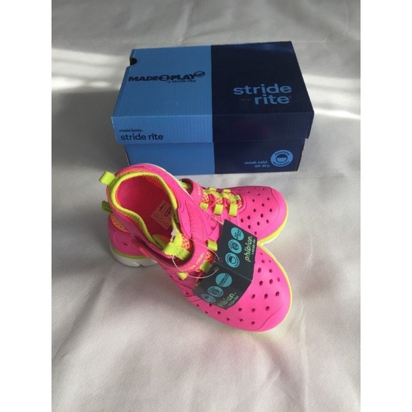 Stride Rite Kids Made2Play Phibian Water Shoes - Picture 7 of 8